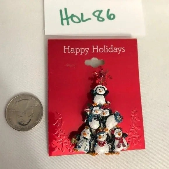 Glitter Penguin Christmas Tree Brooch - Picture 4 of 6